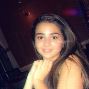 Meet your Posher, Mia